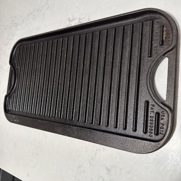 Lodge Pro-Grid Cast Iron Reversible Grill Griddle Combo PG12 USA - Picture 3 of 5